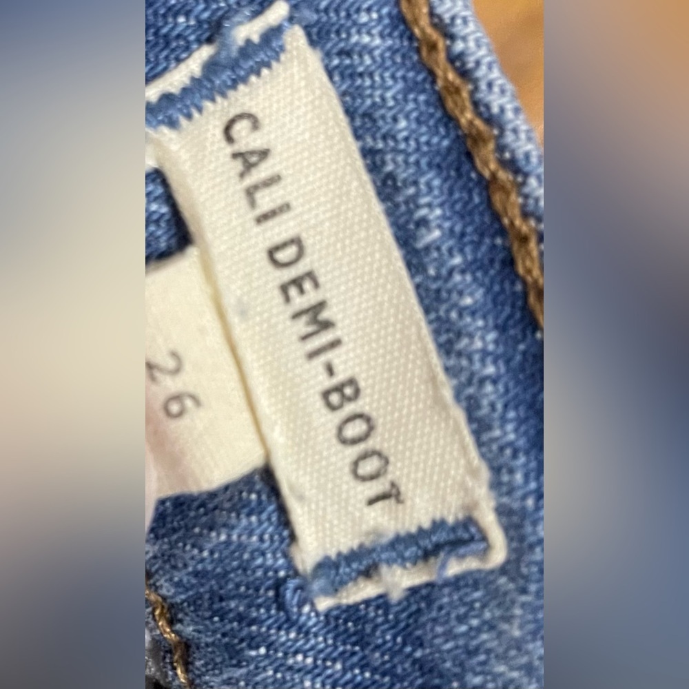 Madewell Cali Boot Medium Wash Denim | Size 26 - Picture 7 of 9